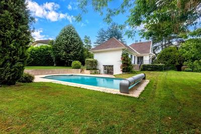 Maison - 193 m² - 7 pièces