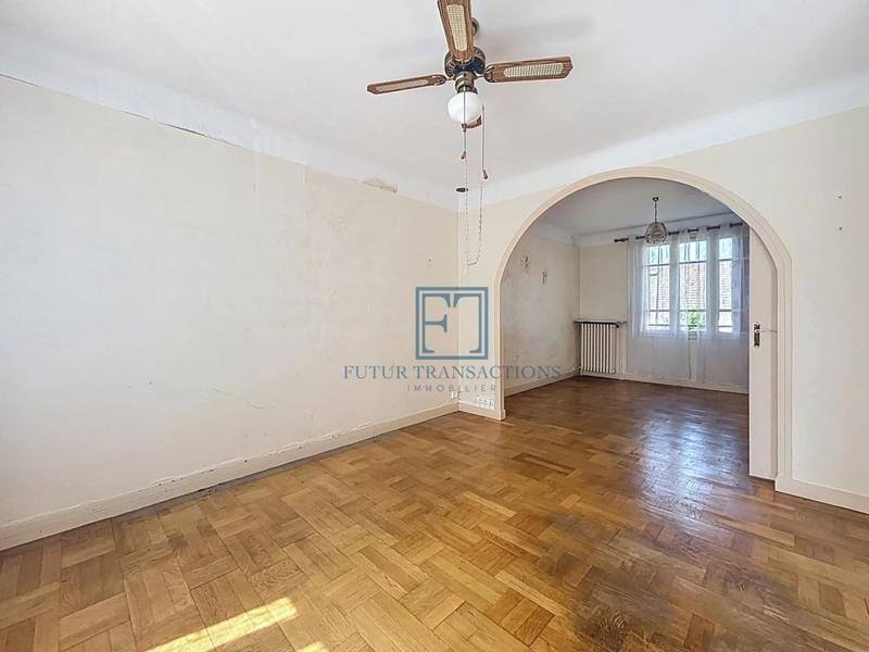 Maison - 93 m² - 6 pièces