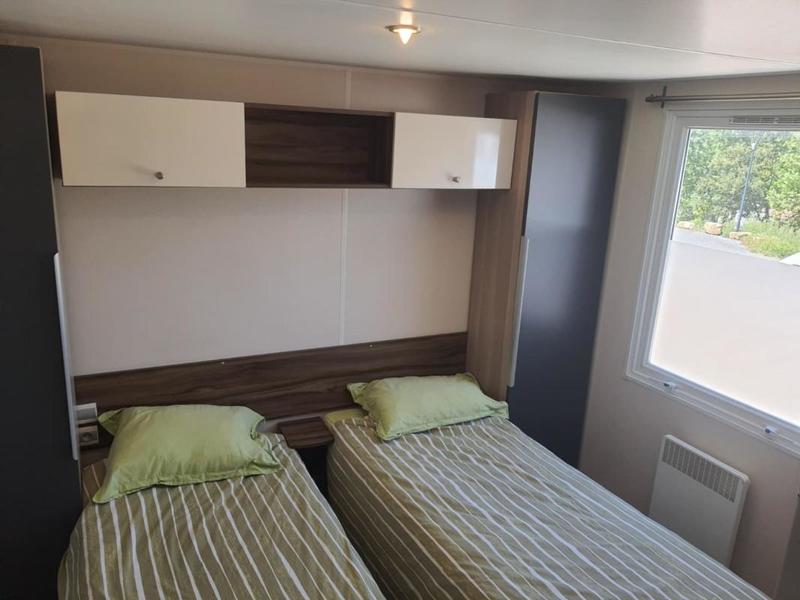 Terrain de loisirs - 143 m²