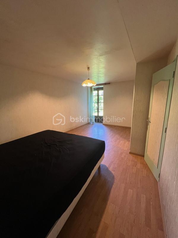 Maison en pierre - 194 m² - 4 pièces