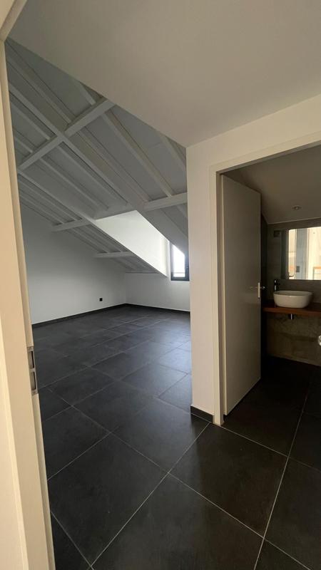 Appartement - 115 m² - 4 pièces