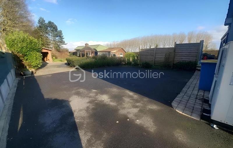 Propriété - 200 m² - 7 pièces