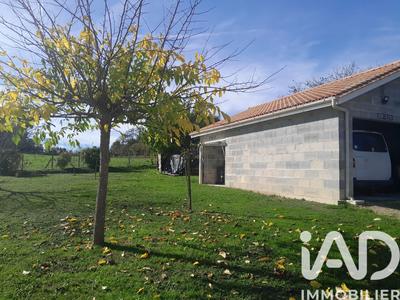 Maison - 96 m² - 4 pièces