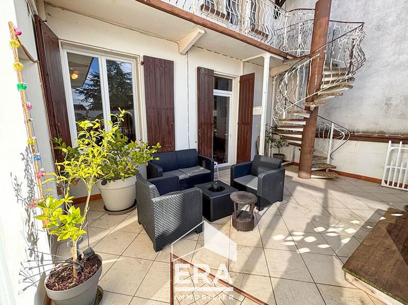 Maison - 175 m² - 6 pièces