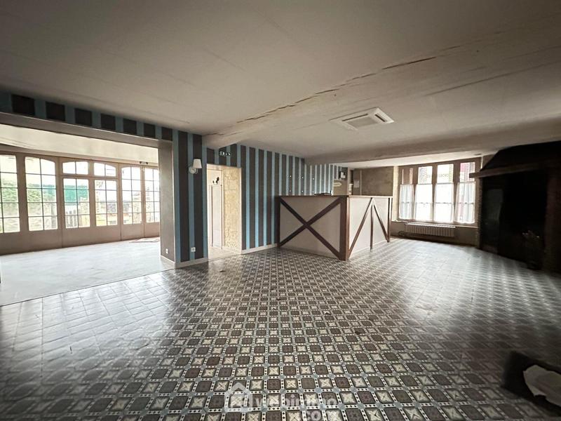 Maison - 205 m² - 7 pièces