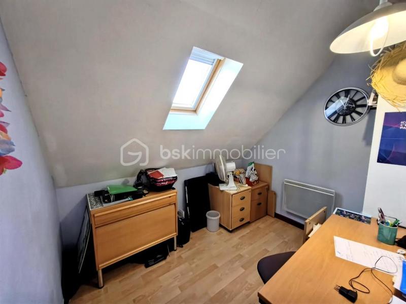 Maison - 96 m² - 5 pièces