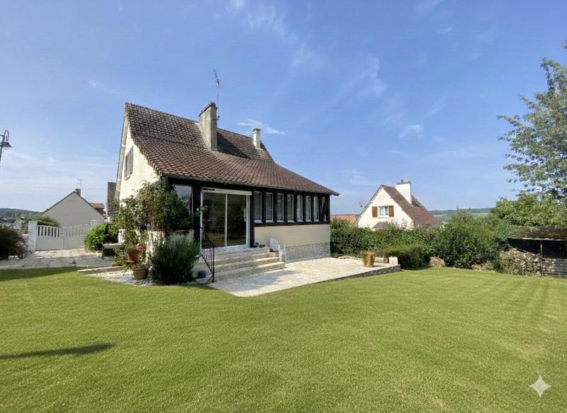 Maison traditionnelle - 106 m² - 4 pièces