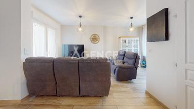 Maison - 102 m² - 4 pièces