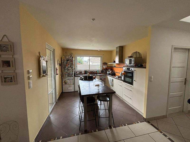 Maison - 183 m² - 10 pièces