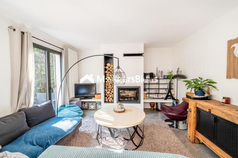 Maison - 140 m² - 8 pièces