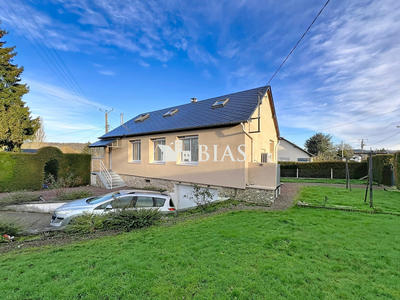 Maison - 85 m² - 5 pièces