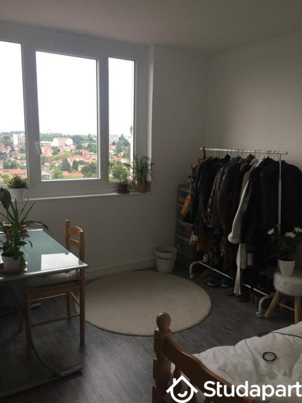 Chambre - 9 m² - 1 pièce