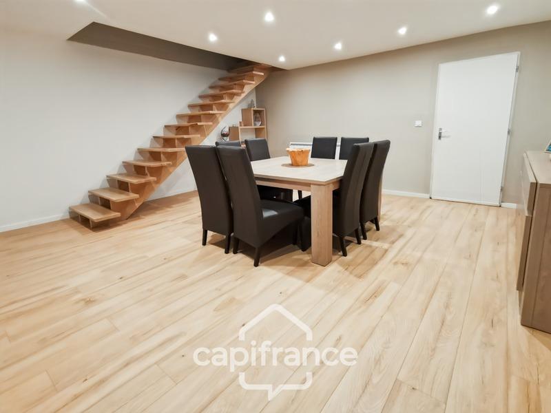 Maison de village - 201 m² - 10 pièces