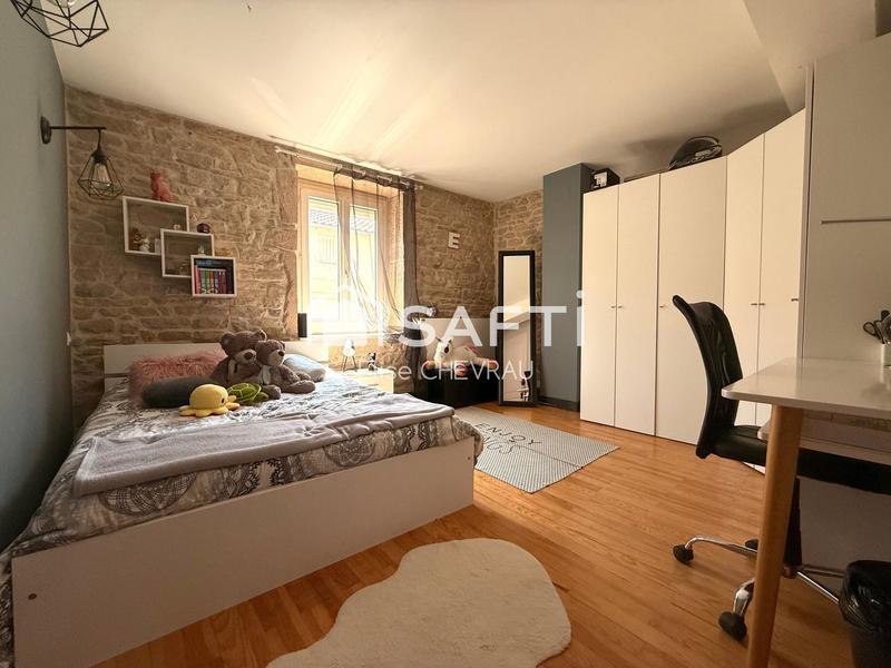 Maison - 182 m² - 6 pièces