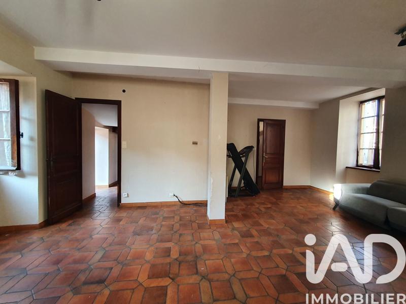 Maison - 172 m² - 9 pièces