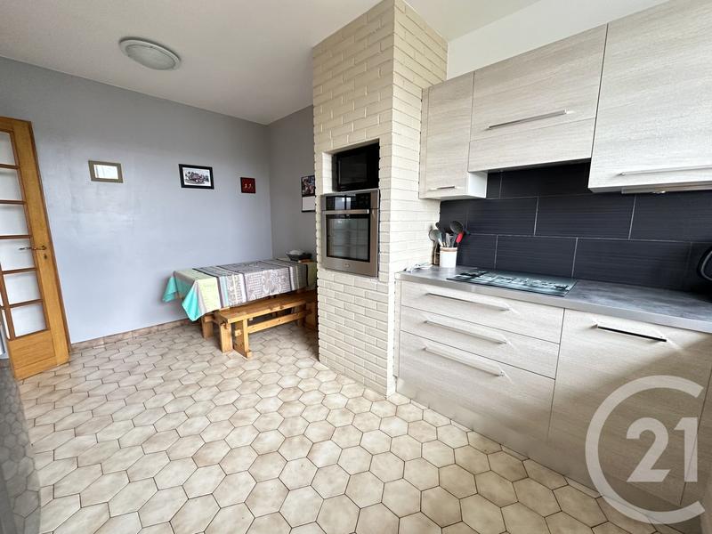 Maison - 170 m² - 6 pièces