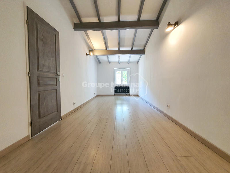 Appartement - 80 m² - 3 pièces