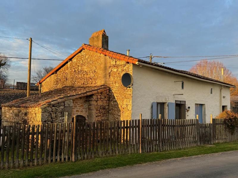 Maison en pierre - 90 m² - 5 pièces