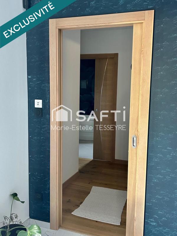 Maison - 230 m² - 6 pièces