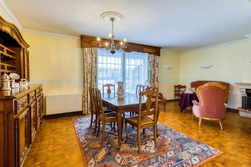 Maison - 120 m² - 7 pièces