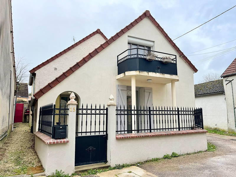 Maison de village - 95 m² - 4 pièces