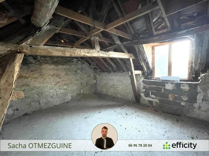 Maison - 160 m² - 8 pièces