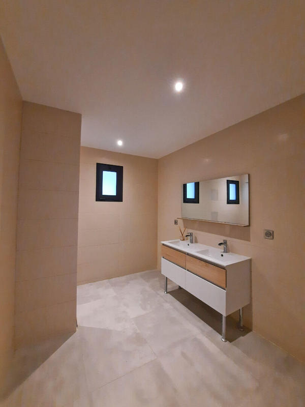 Maison - 145 m² - 5 pièces