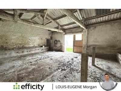 Maison - 593 m² - 10 pièces