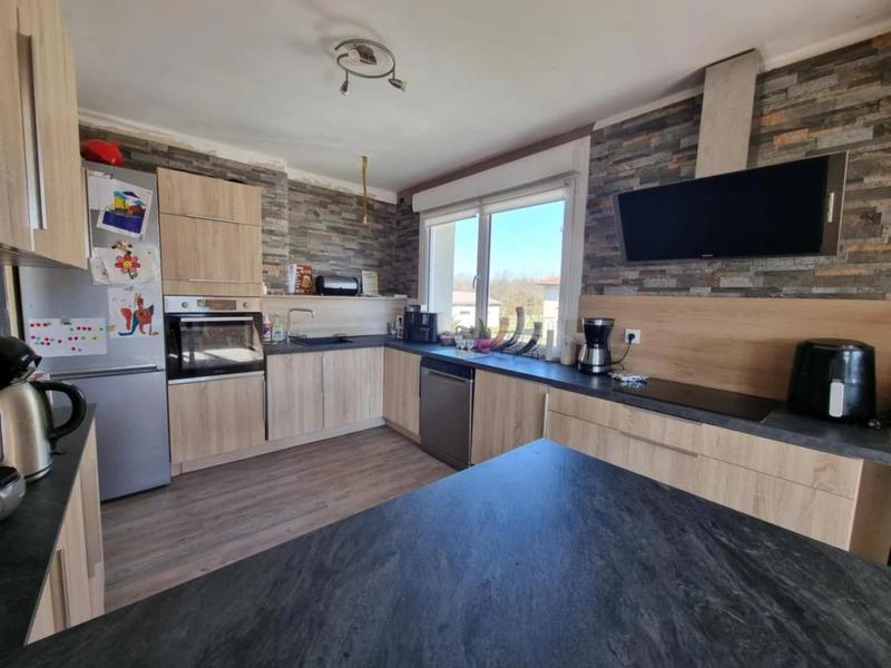 Maison de village - 100 m² - 4 pièces