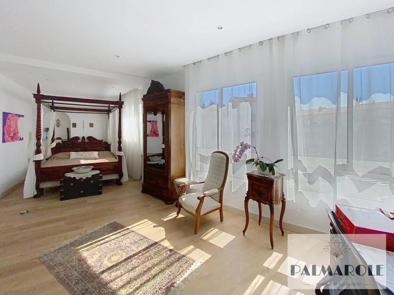 Maison de ville - 228 m² - 6 pièces