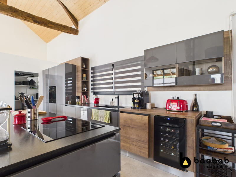 Maison - 147 m² - 3 pièces