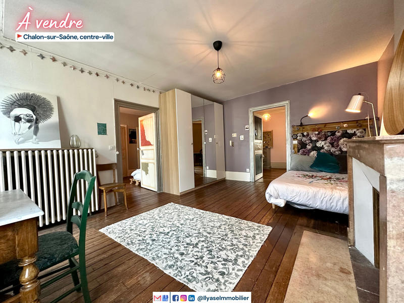 Appartement - 140 m² - 6 pièces