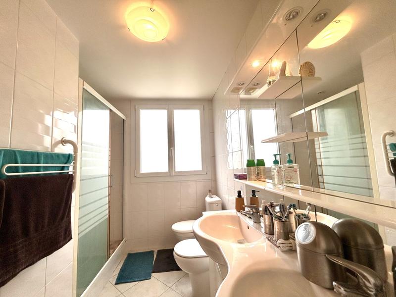 Maison - 137 m² - 6 pièces