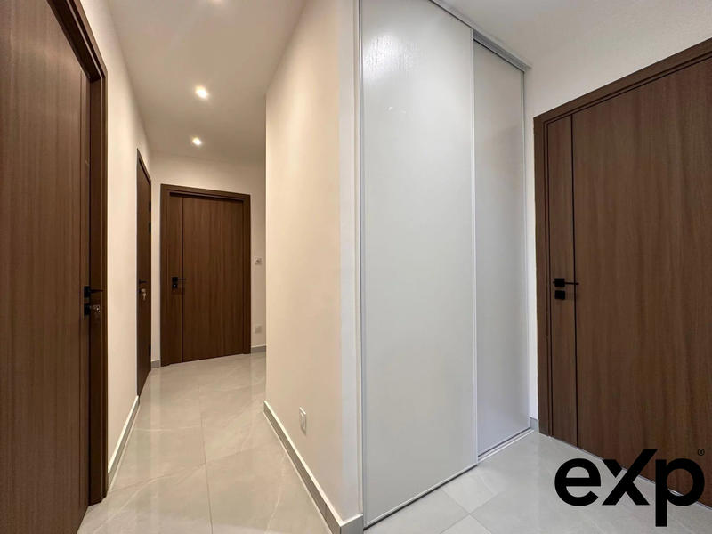 Appartement - 105 m² - 4 pièces