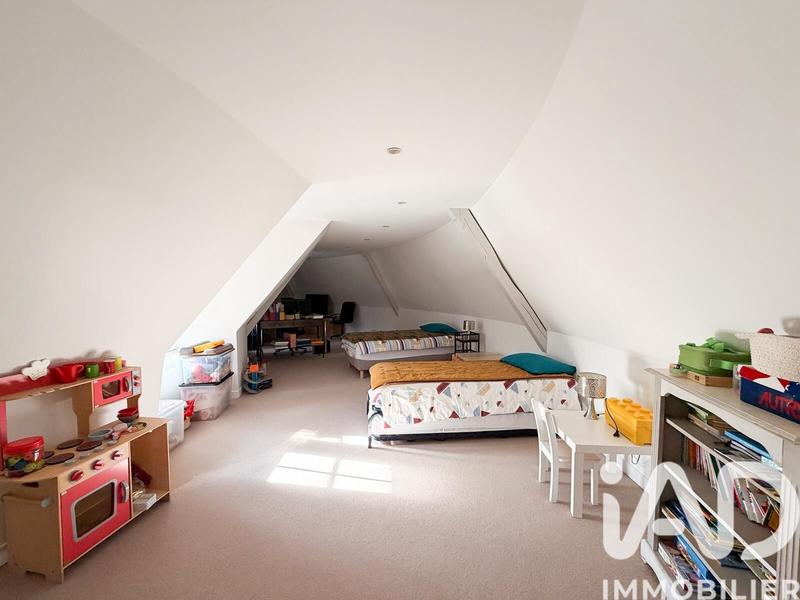 Maison - 321 m² - 10 pièces