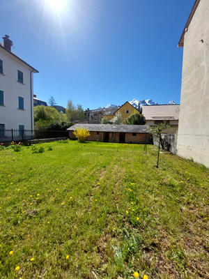 Maison - 850 m² - 40 pièces