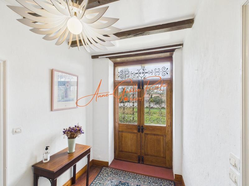 Propriété - 333 m² - 12 pièces