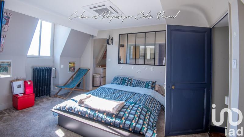 Maison - 225 m² - 10 pièces