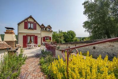 Maison - 115 m² - 6 pièces