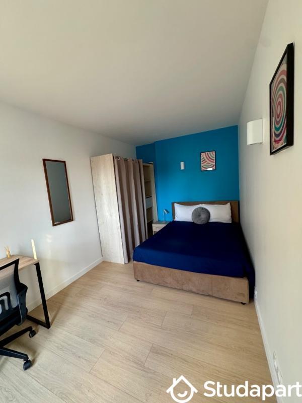 Chambre - 12 m² - 1 pièce