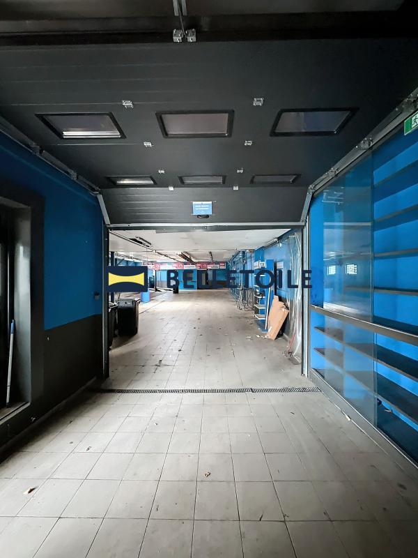 Local commercial - 600 m²