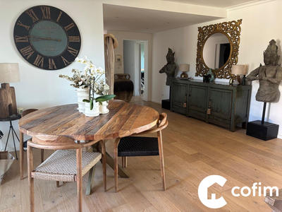 Appartement - 126 m² - 4 pièces