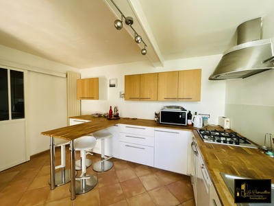 Maison - 162 m² - 8 pièces