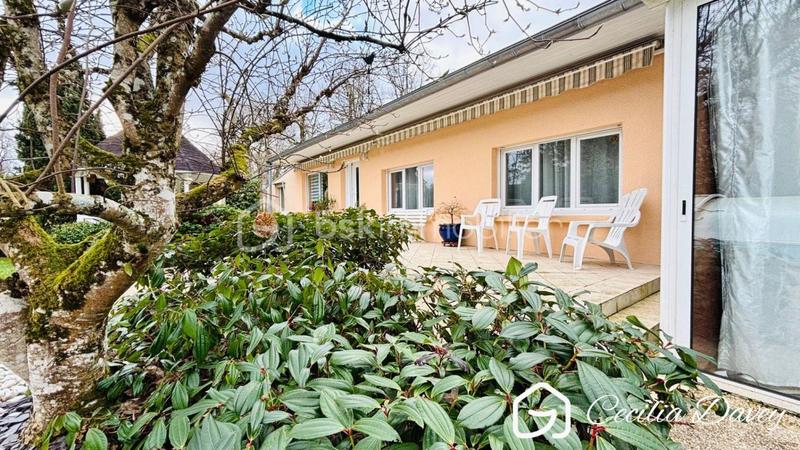 Maison d'architecte - 160 m² - 8 pièces