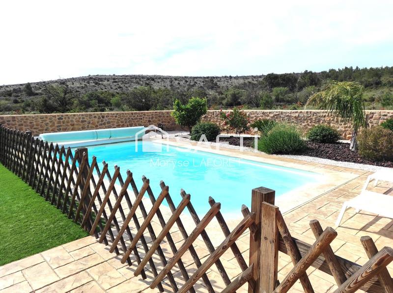 Maison - 112 m² - 4 pièces