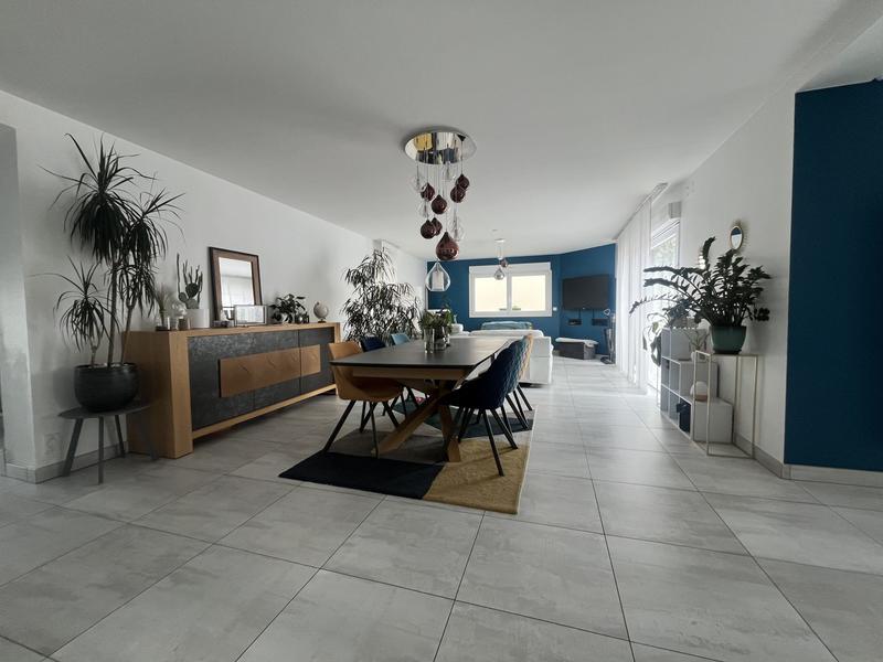 Maison contemporaine - 190 m² - 6 pièces