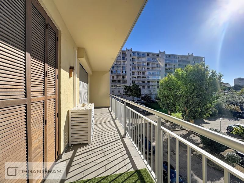 Appartement - 64 m² - 3 pièces