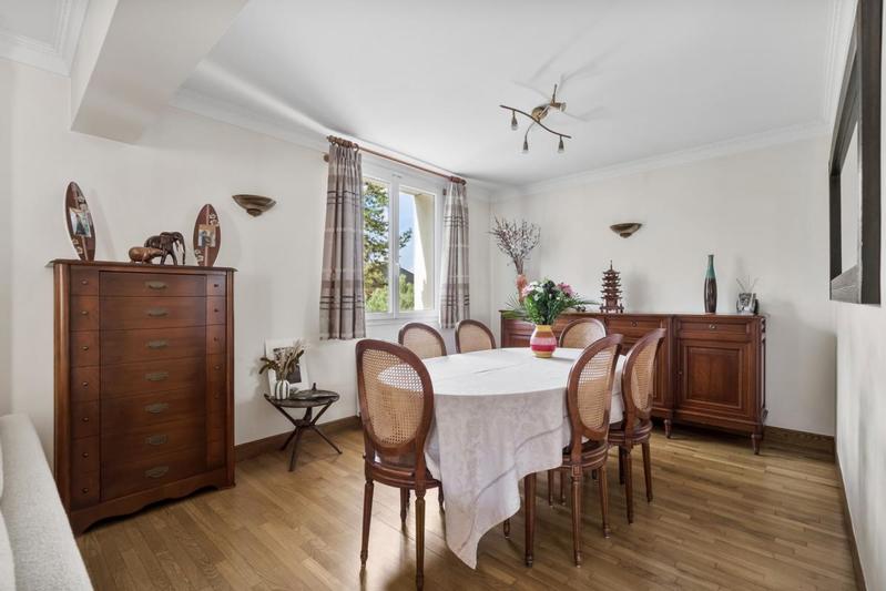 Maison - 160 m² - 7 pièces