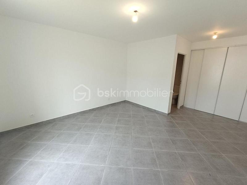 Appartement - 79 m² - 3 pièces
