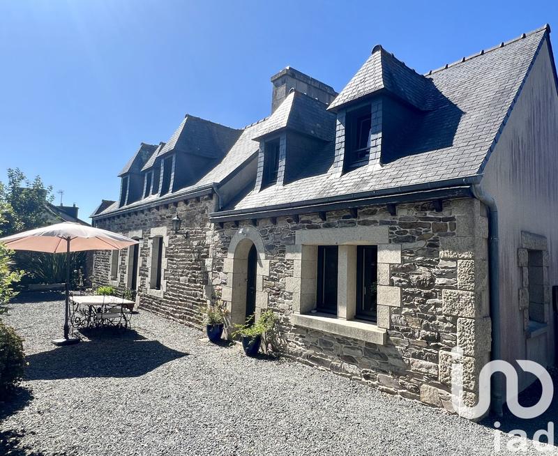 Maison - 147 m² - 6 pièces